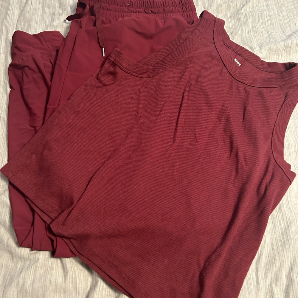 Old Navy Women's Deep Red Tank Top